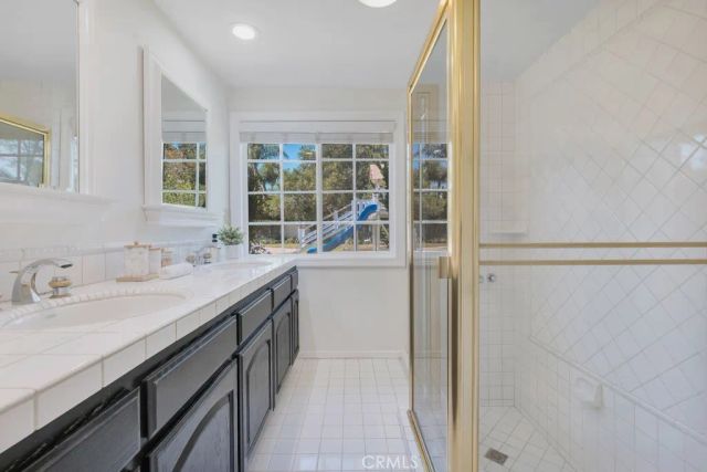 18950 Merridy Street, Northridge, CA 91324