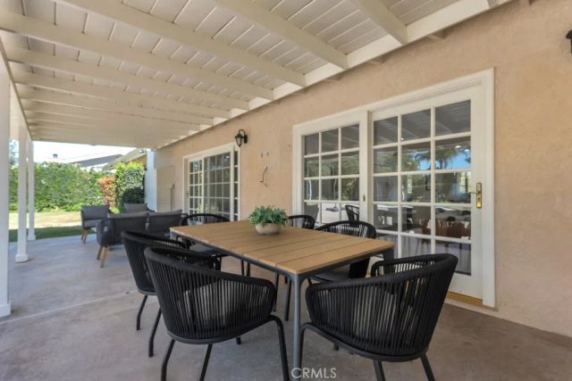 18950 Merridy Street, Northridge, CA 91324