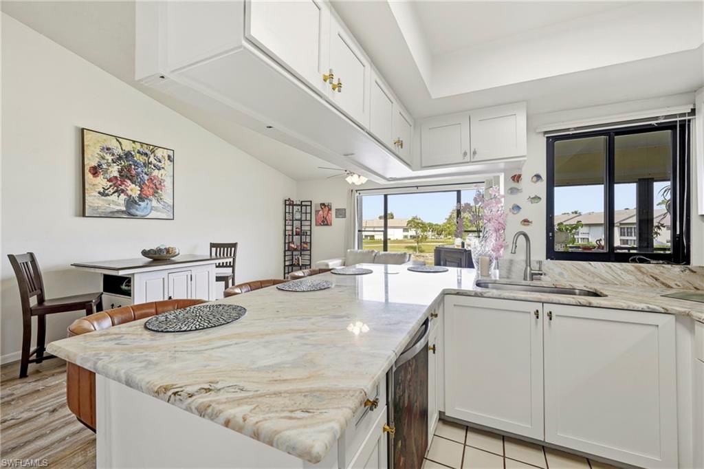 5830 Trailwinds DR 824, FORT MYERS, FL 33907 — photo 4