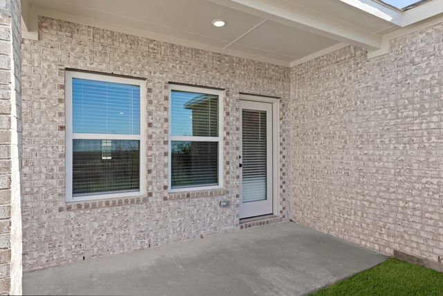 701 Valley Pines Drive, Anna, TX 75409