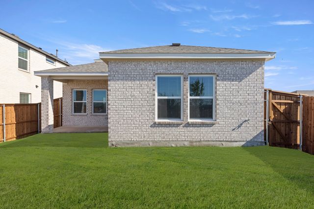 701 Valley Pines Drive, Anna, TX 75409