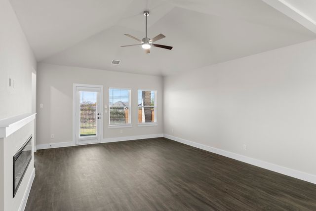 701 Valley Pines Drive, Anna, TX 75409