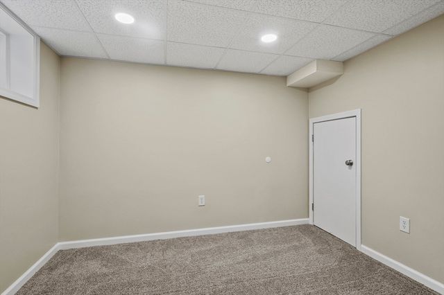 74 Oak Hill Rd, Southborough, MA 01745