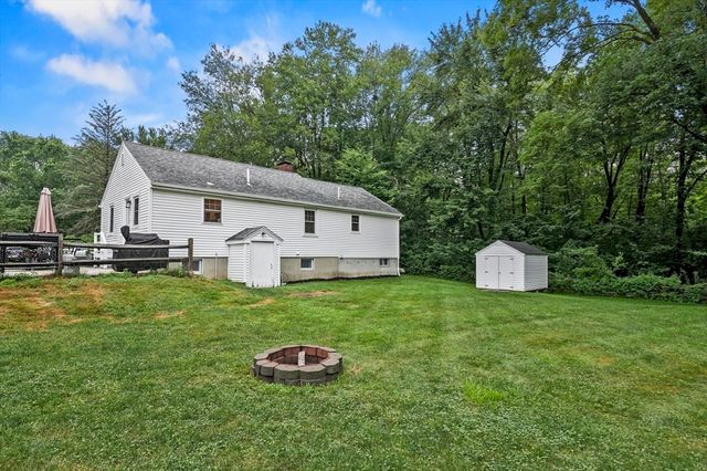 74 Oak Hill Rd, Southborough, MA 01745