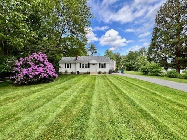 74 Oak Hill Rd, Southborough, MA 01745