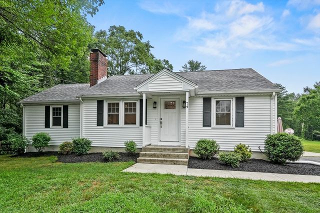 74 Oak Hill Rd, Southborough, MA 01745