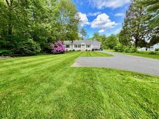 74 Oak Hill Rd, Southborough, MA 01745