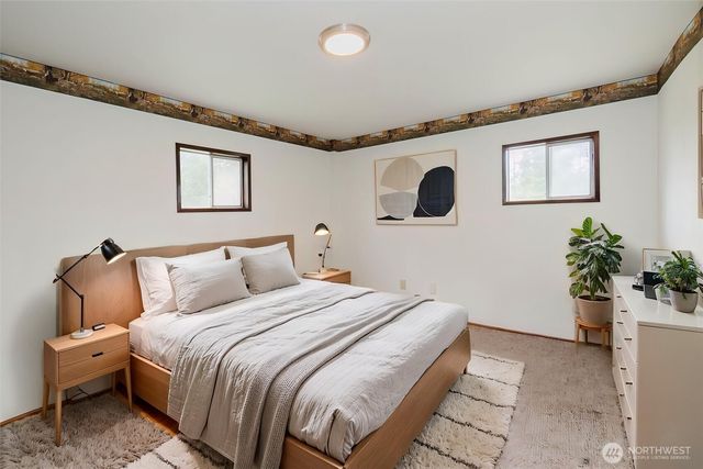 8025 W Wildcat Lake Road, Bremerton, WA 98312