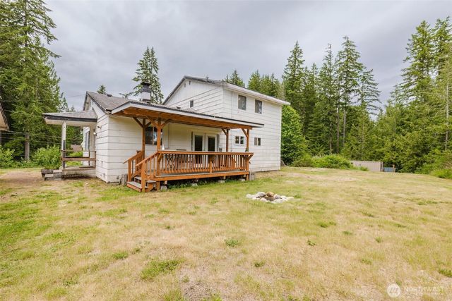8025 W Wildcat Lake Road, Bremerton, WA 98312