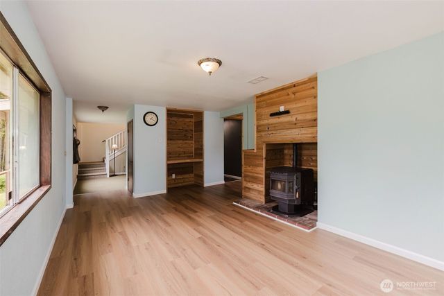 8025 W Wildcat Lake Road, Bremerton, WA 98312