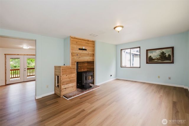 8025 W Wildcat Lake Road, Bremerton, WA 98312