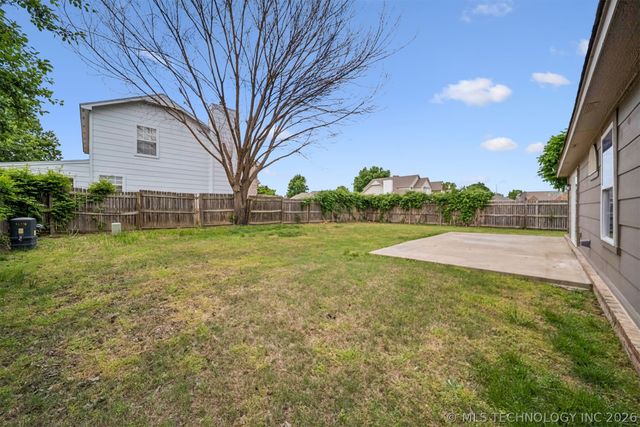 7502 S 91st East Avenue, Tulsa, OK 74133