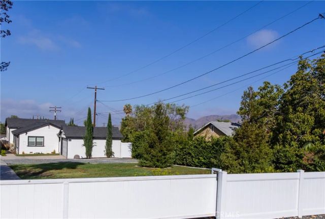 12188 Douglas, Yucaipa, CA 92399