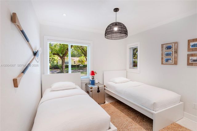 1029 Mariposa Ave, Coral Gables, FL 33146