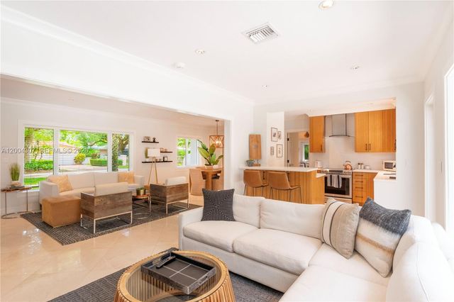 1029 Mariposa Ave, Coral Gables, FL 33146