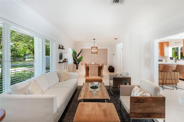 1029 Mariposa Ave, Coral Gables, FL 33146