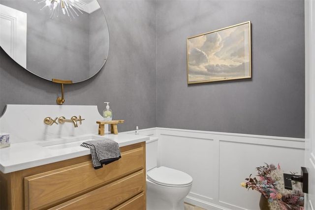 16405 Loire West Drive, Edmond, OK 73013