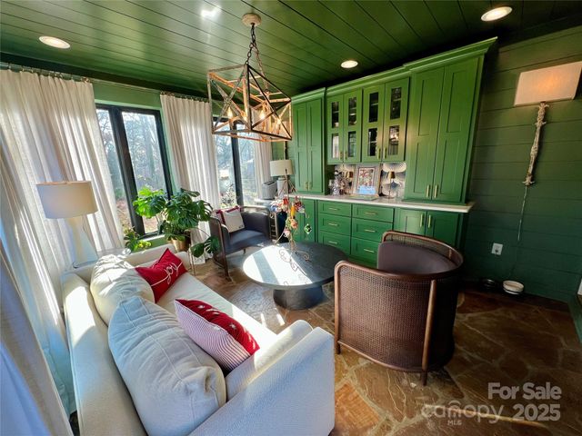 444 E Cannon Avenue, Albemarle, NC 28001