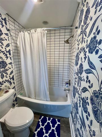 444 E Cannon Avenue, Albemarle, NC 28001