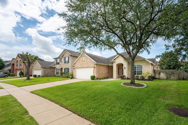 13815 Normandy Court, Sugar Land, TX 77498