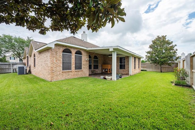 13815 Normandy Court, Sugar Land, TX 77498
