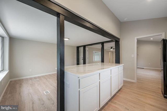 2891 KENTON RD, Dover, DE 19904