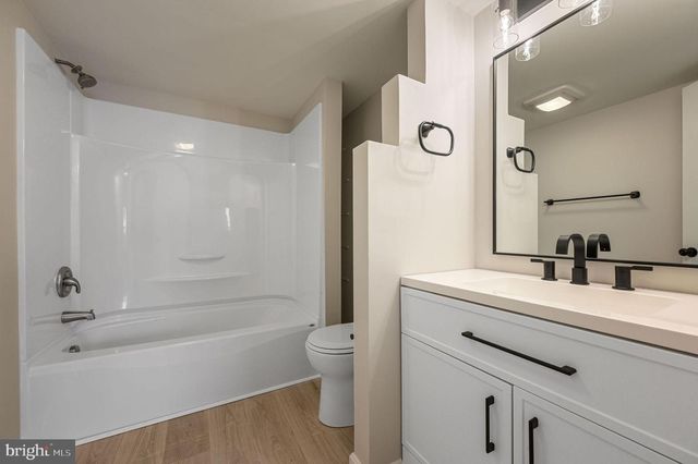 2891 KENTON RD, Dover, DE 19904