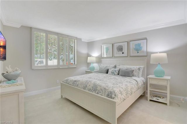 2357 Gulf Shore BLVD N 107, Naples, FL 34103