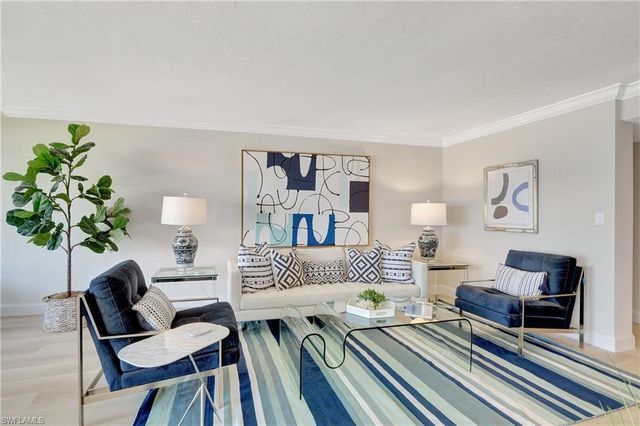2357 Gulf Shore BLVD N 107, Naples, FL 34103