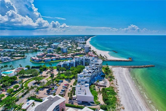 2357 Gulf Shore BLVD N 107, Naples, FL 34103