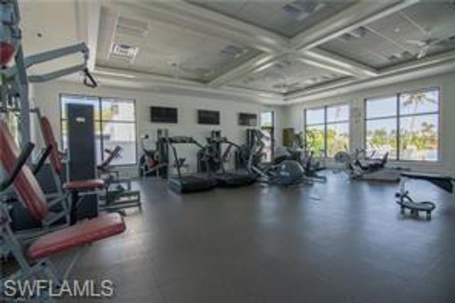 2357 Gulf Shore BLVD N 107, Naples, FL 34103