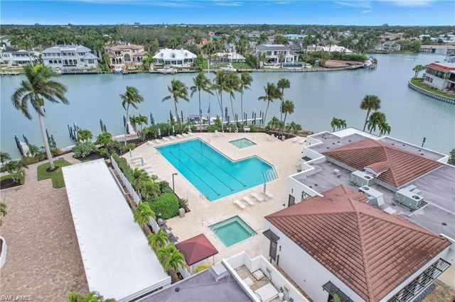 2357 Gulf Shore BLVD N 107, Naples, FL 34103