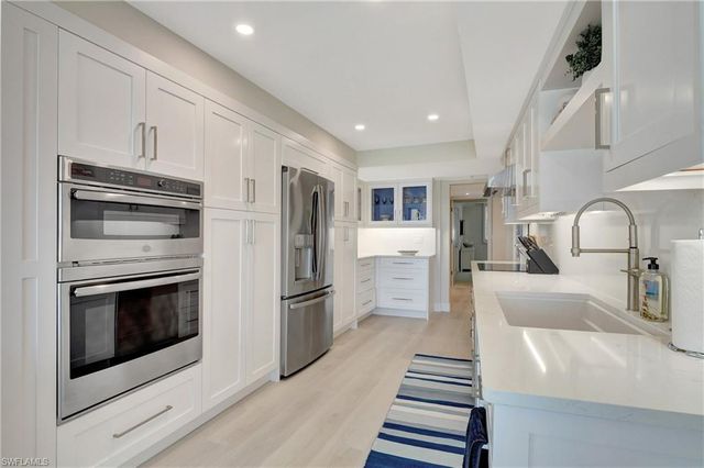 2357 Gulf Shore BLVD N 107, Naples, FL 34103