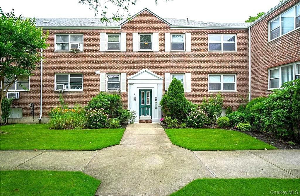 89-25 Shore Parkway 2, Howard Beach, NY 11414 — exterior