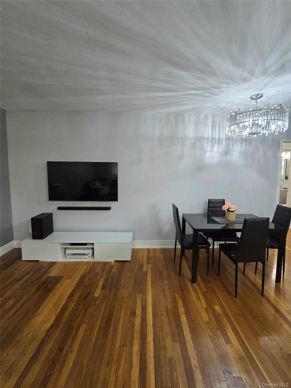 89-25 Shore Parkway 2, Howard Beach, NY 11414 — photo 5