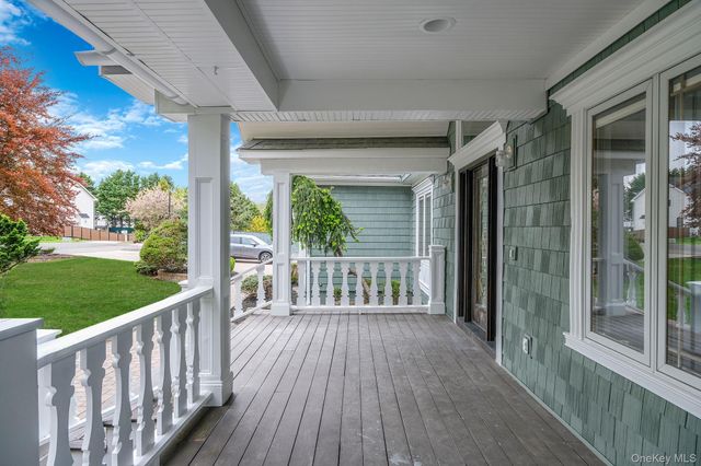 6 Robert Court, Center Moriches, NY 11934