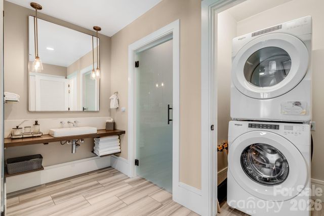 7 Patton Avenue 1006, Asheville, NC 28801