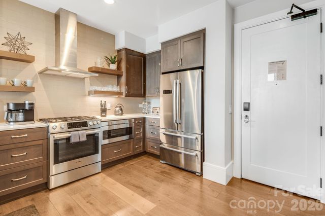 7 Patton Avenue 1006, Asheville, NC 28801