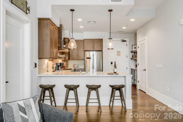 7 Patton Avenue 1006, Asheville, NC 28801
