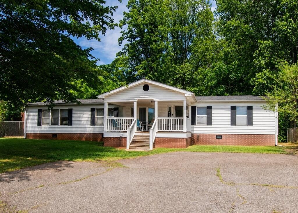 2598 Daniels Creek RD, Collinsville, VA 24078