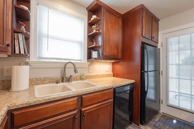 2326 Clarke St, Henrico, VA 23228