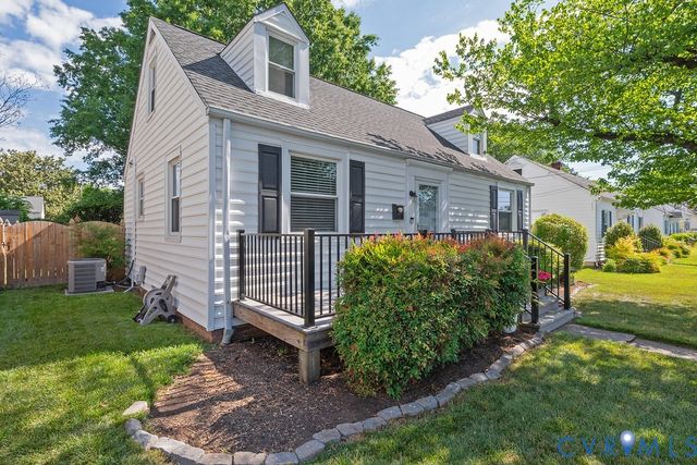 2326 Clarke St, Henrico, VA 23228