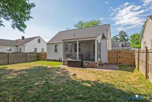 2326 Clarke St, Henrico, VA 23228