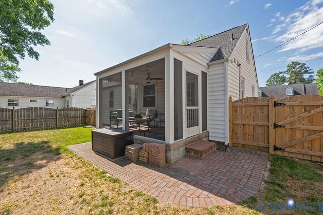2326 Clarke St, Henrico, VA 23228