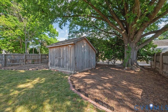 2326 Clarke St, Henrico, VA 23228