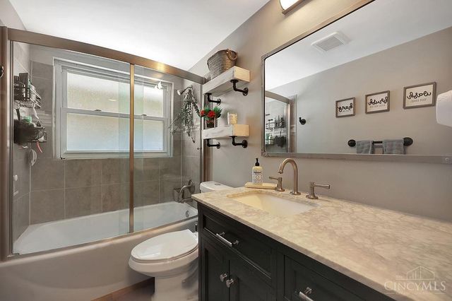 6551 Cleves Warsaw Pike, Delhi Twp, OH 45233