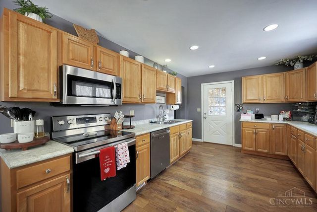 6551 Cleves Warsaw Pike, Delhi Twp, OH 45233