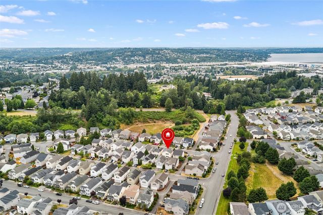 110 Ferndale Avenue SE, Renton, WA 98056
