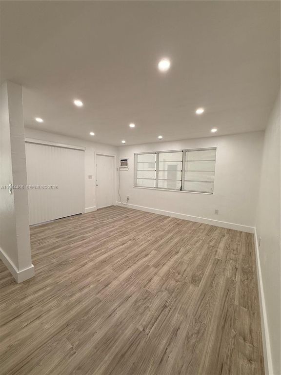 16890 NE 21st Ave 9, North Miami Beach, FL 33162