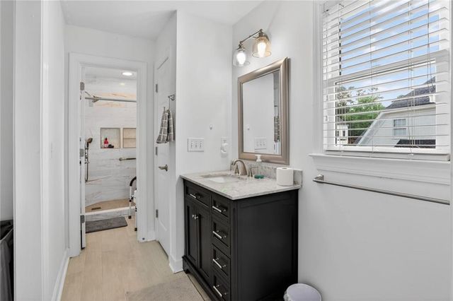 2502 Regency Lake Drive, Marietta, GA 30062
